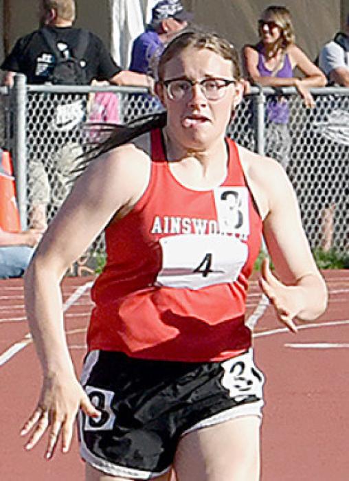 Carter Nelson and Katherine Kerrigan Wrap Up Careers as Ainsworth Bulldogs and Earn Medals at 2024 NSAA State Track Meet